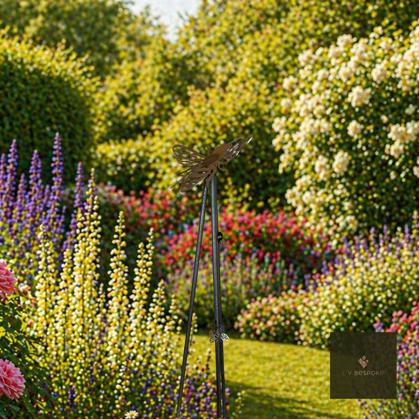 Wildlife Obelisk Garden Feature
