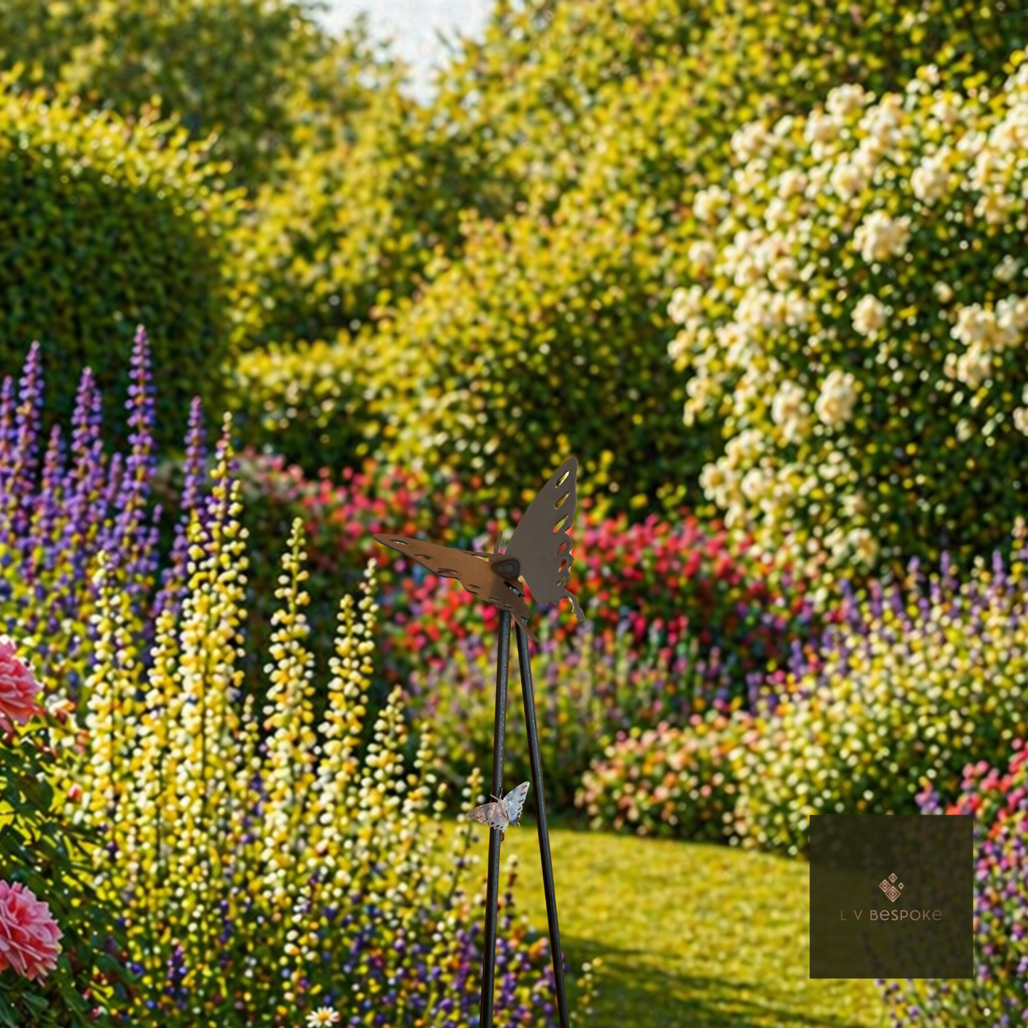 Wildlife Obelisk Garden Feature