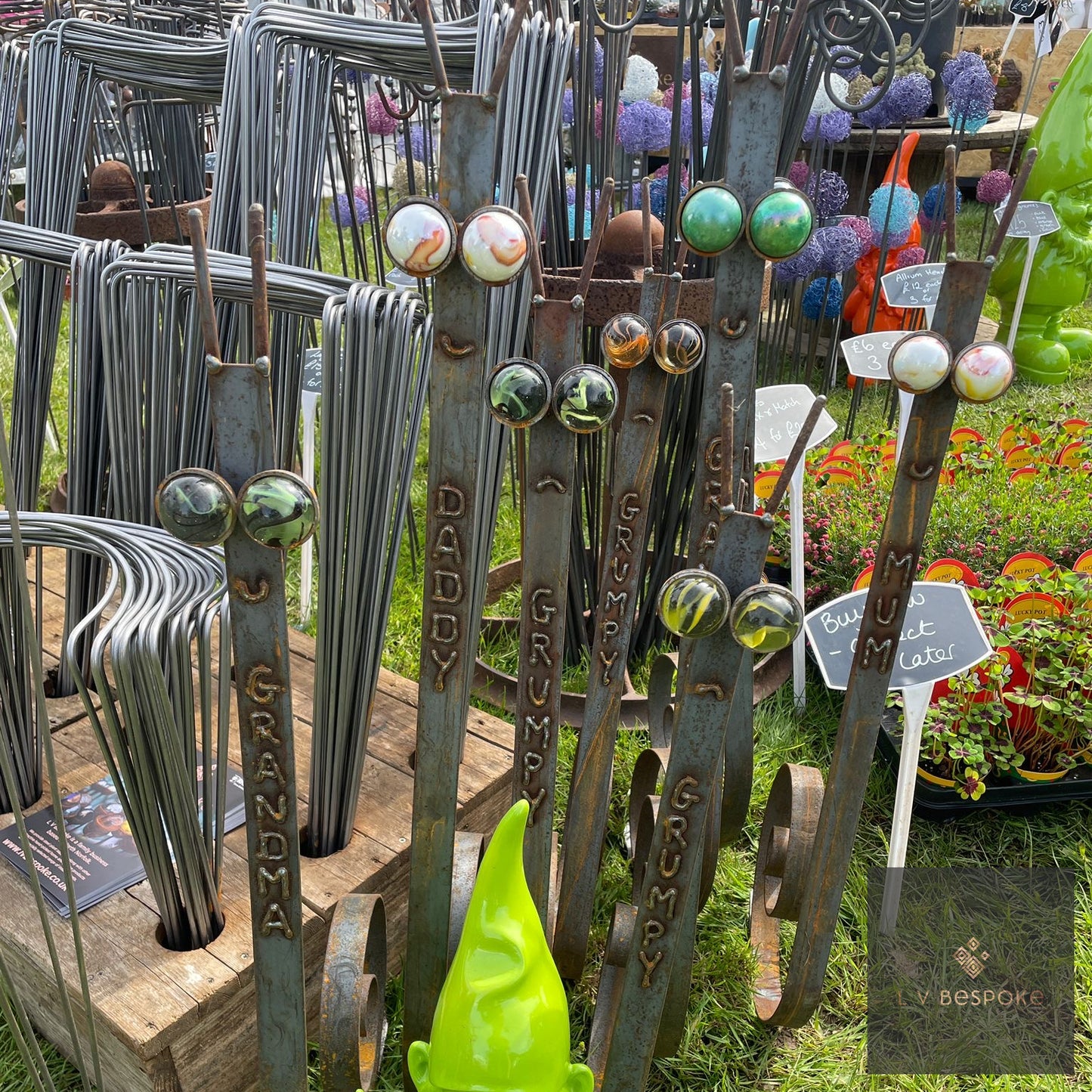 Colourful Fun Snail garden feature - The LVB signature product!