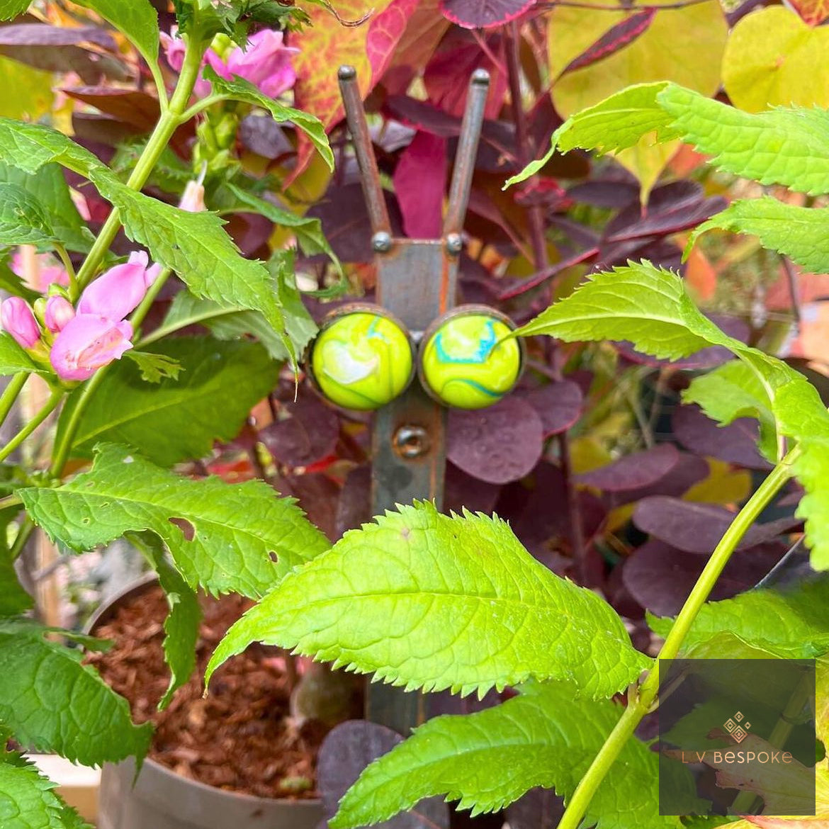 Colourful Fun Snail garden feature - The LVB signature product!