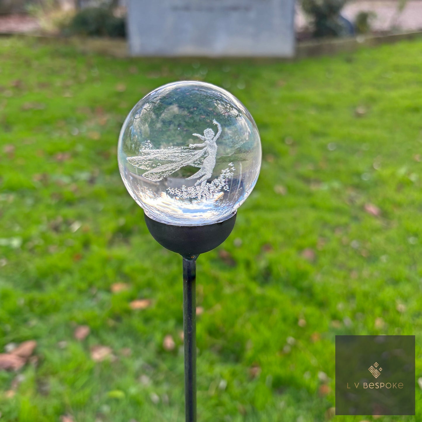 Stunning 3D Orb Decorative Garden Stake - Available in a number of designs.
