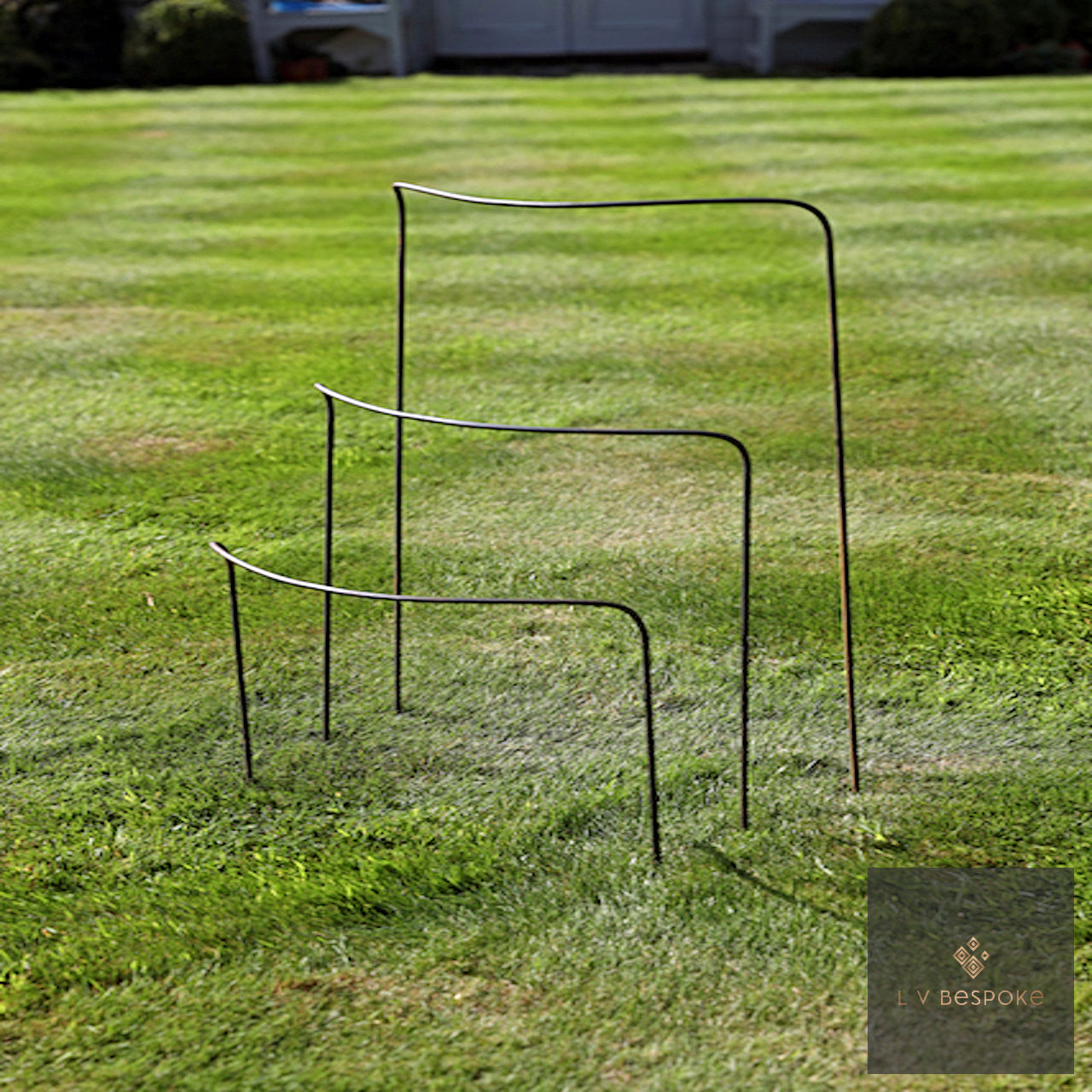 Wide Curved Steel Plant Support | Various Heights