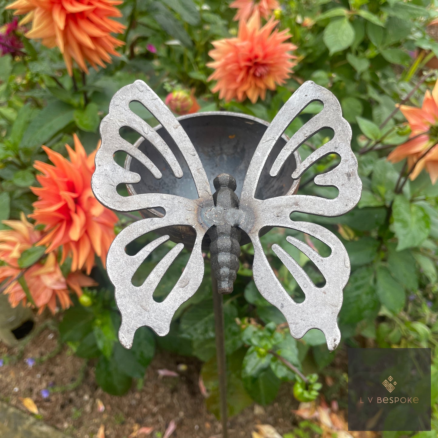 Decorative Bee Drinker / Cuppy for water or seed.