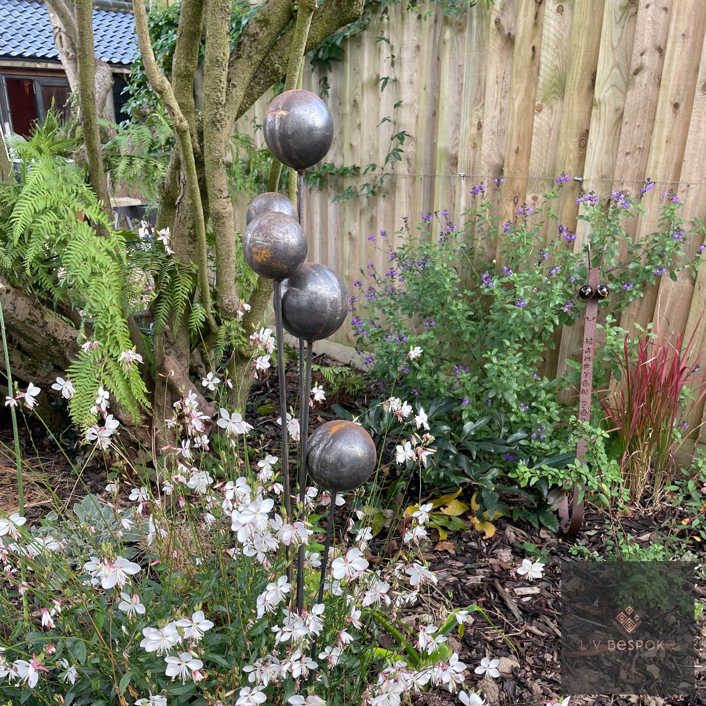 Cluster of 5 cups or balls, feature piece, available in 2 heights